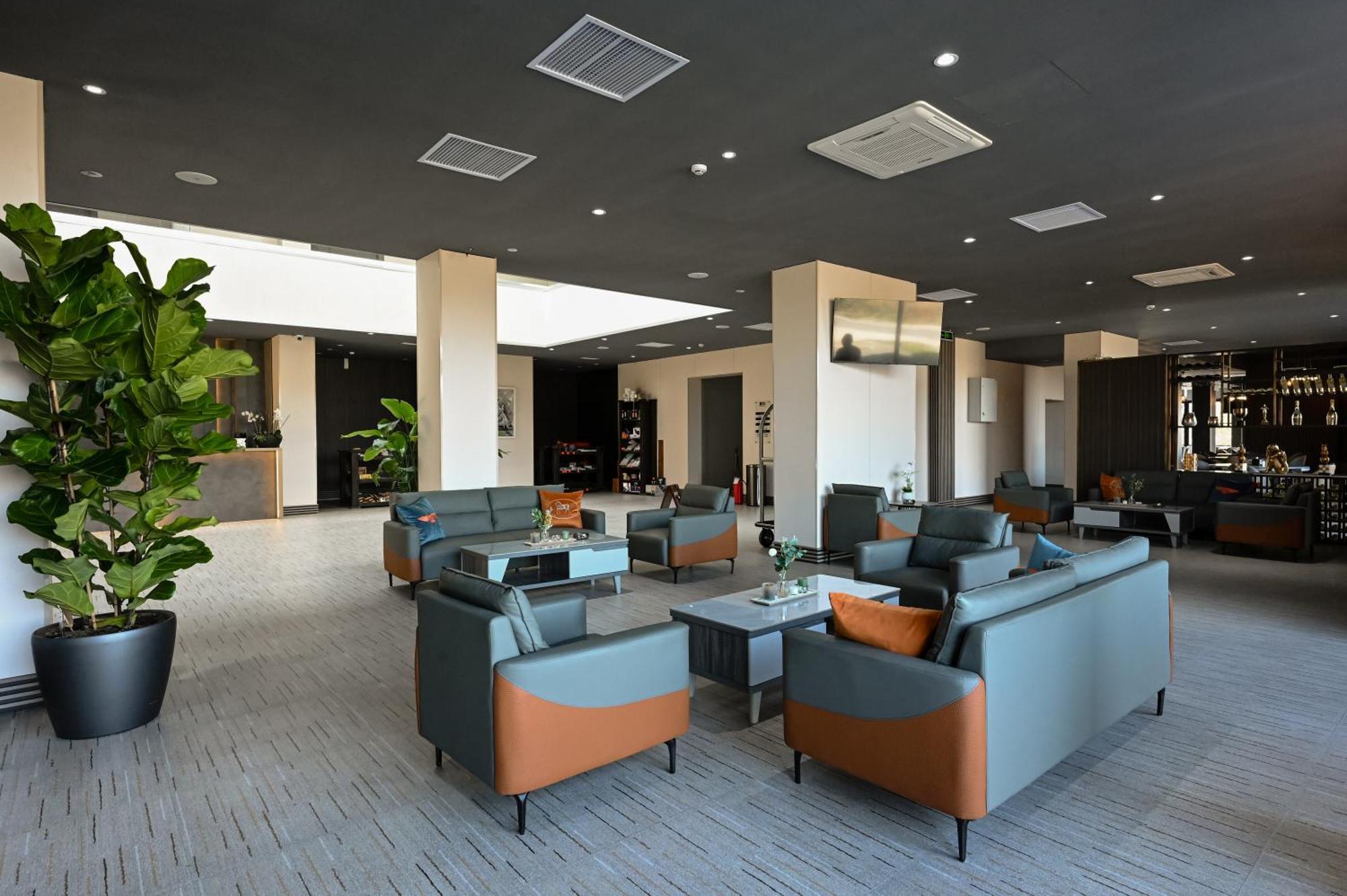 Grey Star Hotel 内戈蒂诺 外观 照片