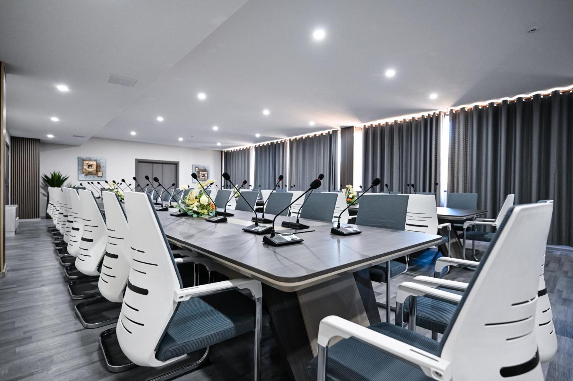 Grey Star Hotel 内戈蒂诺 外观 照片