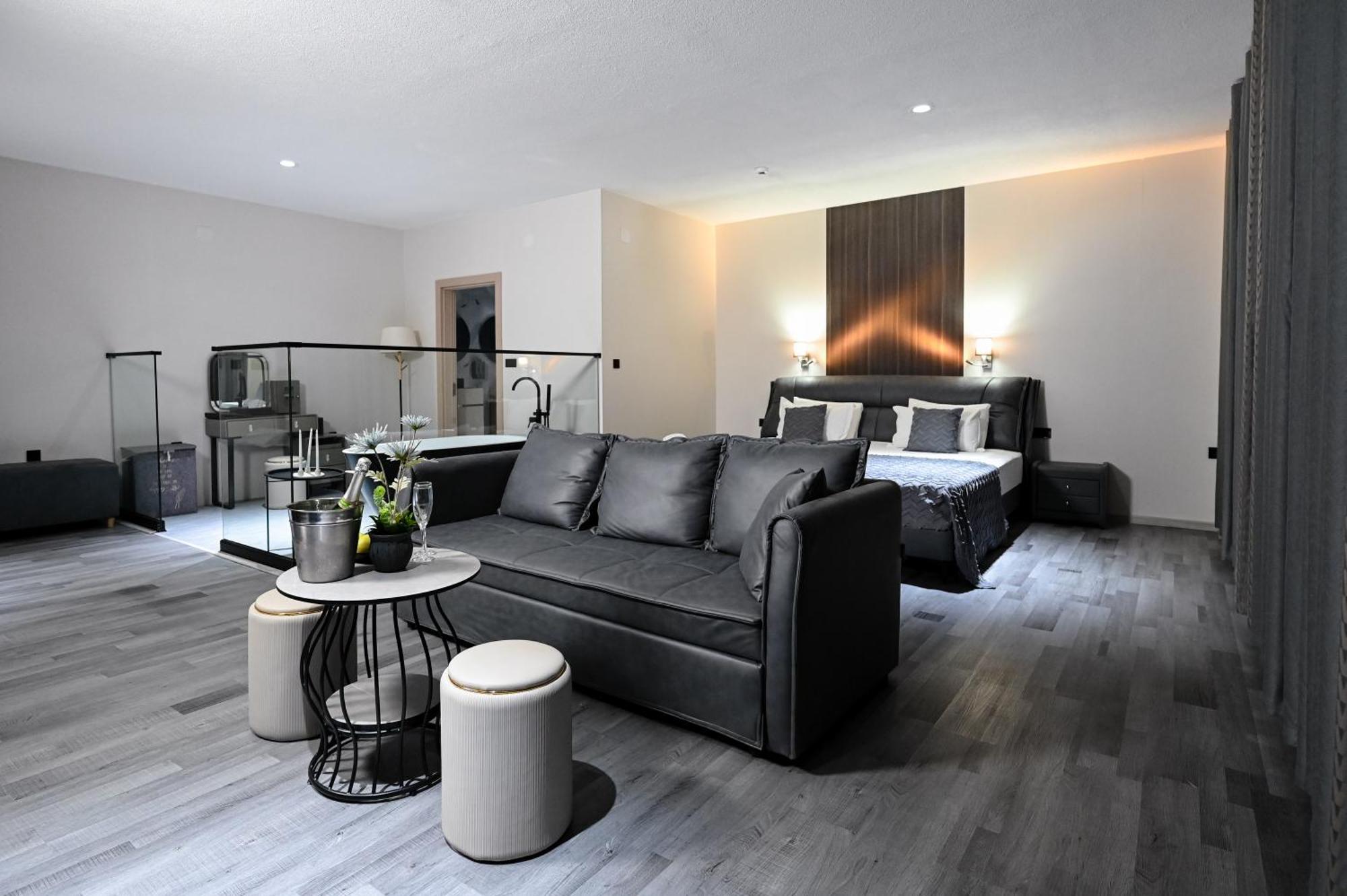 Grey Star Hotel 内戈蒂诺 外观 照片